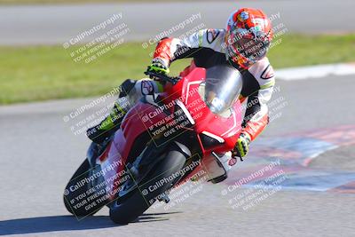 media/Jan-20-2023-Fastrack Riders (Fri) [[f2ad32aba3]]/Level 3/session 5 turn 13/